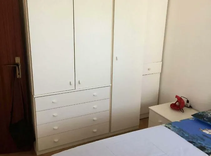 Lido Adriano Beach Apartment *